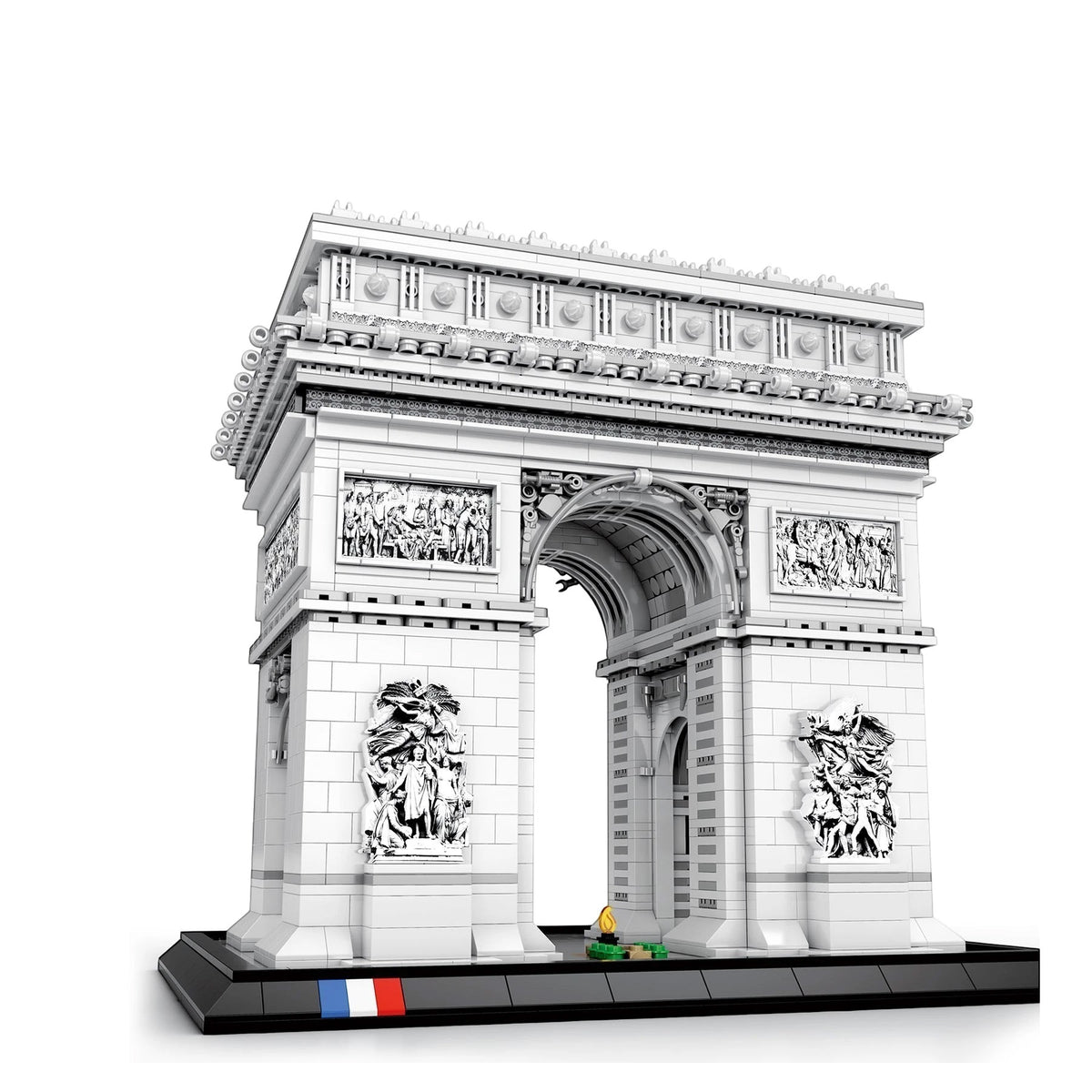 Maquette en blocs Arc de Triomphe REOBRIX, gros plan sur l’arc et les bas-reliefs